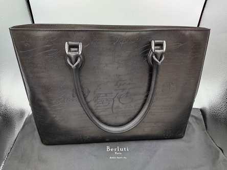 ベルルッティ Berluti 高価買取 高く売る 売却 ならmaruka マルカ の東京 銀座 渋谷 新宿 二子玉川 中野区 東京駅 神奈川 横浜元町 大阪 心斎橋 なんば 梅田 神戸 三宮 京都市 四条河原町 烏丸 大宮 西大路七条 西院 で査定手数料無料