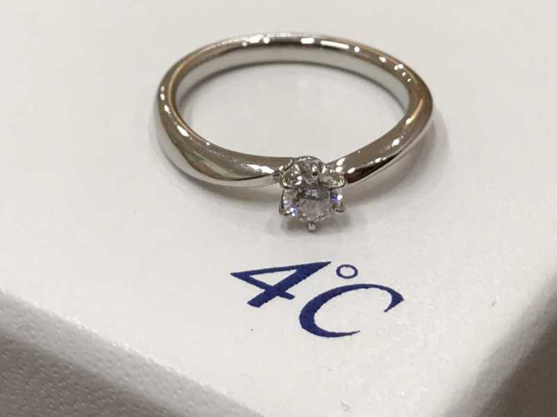 ヨンドシー 4 高価買取 Marukaならブランド品を高額査定