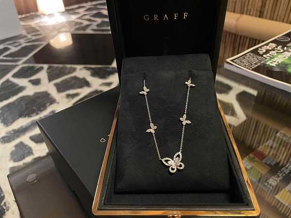 グラフ買取 ミニバタフライシルエットダイヤモンドペンダント