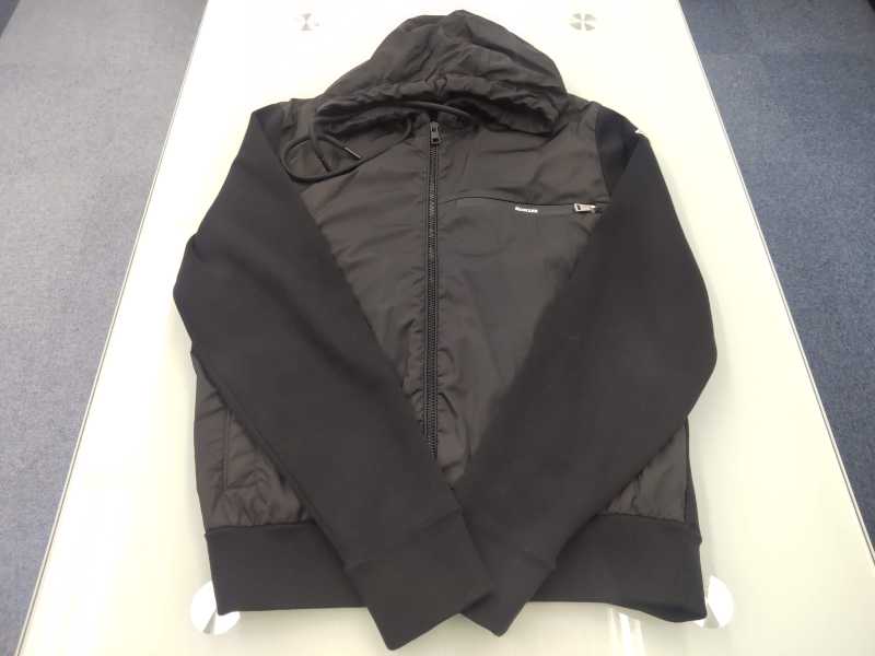 モンクレール買取 ダウンカーディガン