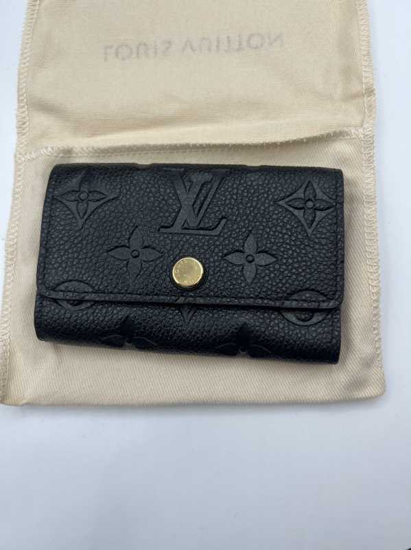 ルイヴィトン買取　ミュルティクレ6　アンプラントM64421