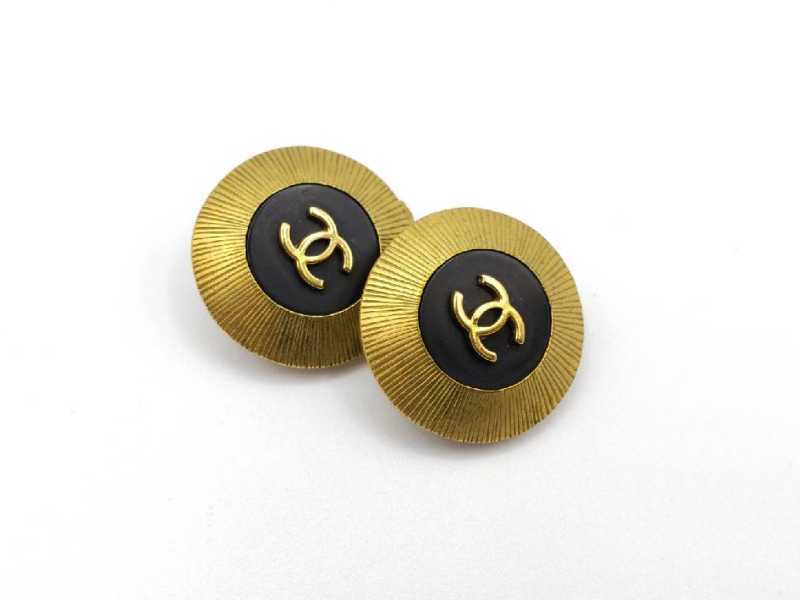シャネル　買取　ピアス　95P
