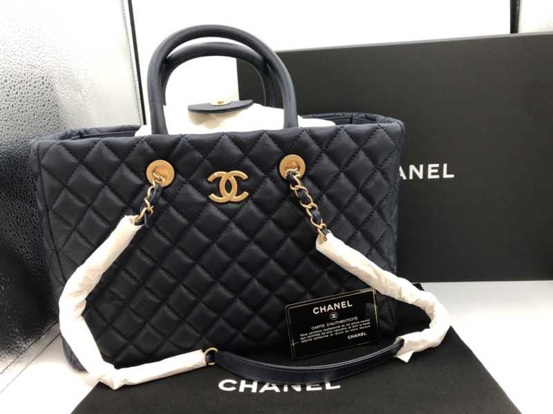 シャネル買取 マトラッセ2wayショッピングバッグ A57974