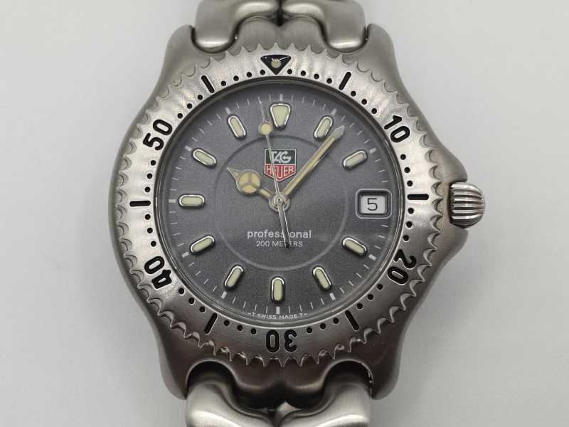 タグホイヤー買取 セル プロフェッショナル WG1113