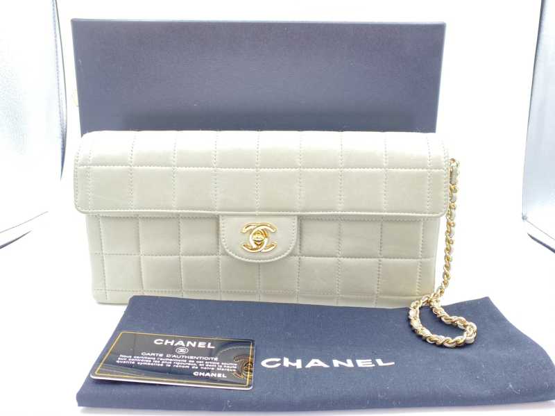 シャネル買取 チョコバー チェーンショルダー バッグ A15316 7番台