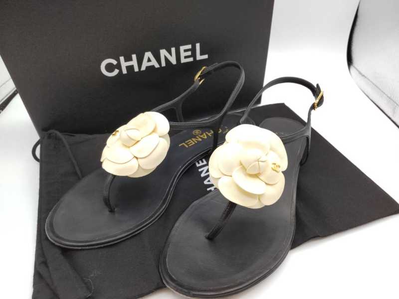 シャネル買取 カメリア サンダル