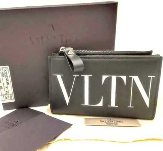 ヴァレンティノ買取　二つ折り財布　VLTNロゴ　レザー