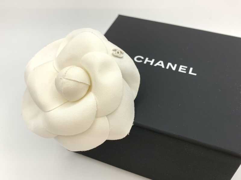 シャネル買取 カメリアブローチ