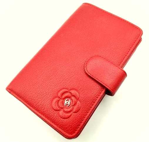 シャネル買取　二つ折り財布　カメリア