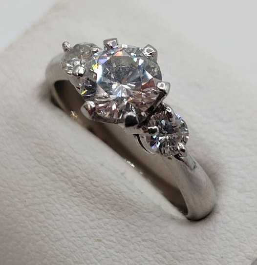 ダイヤ　買取　宝石　1.0ｃｔ