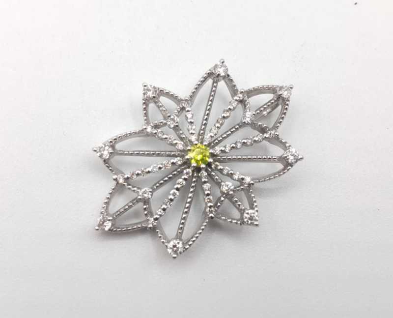 K18WG ブローチ　買取　ダイヤ　0.9CT	