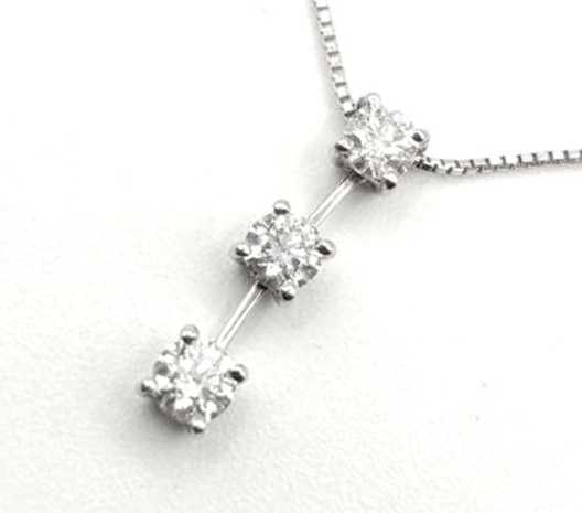 ダイヤモンド買取　プラチナネックレス