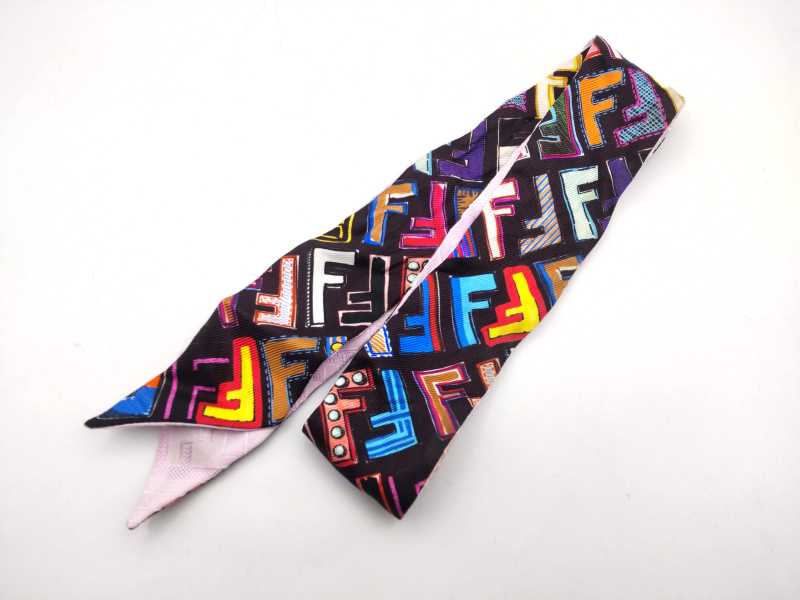 フェンディ買取 スカーフ