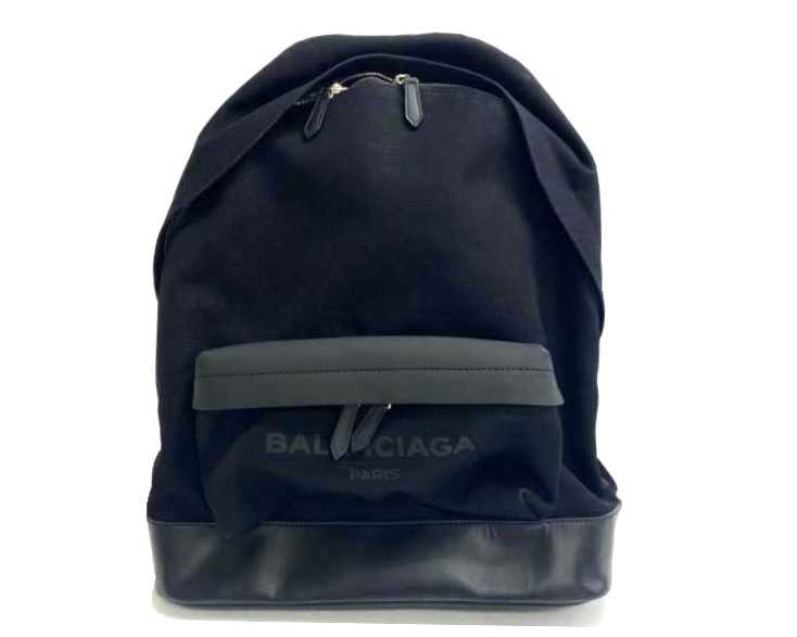 バレンシアガ買取 バックパック 