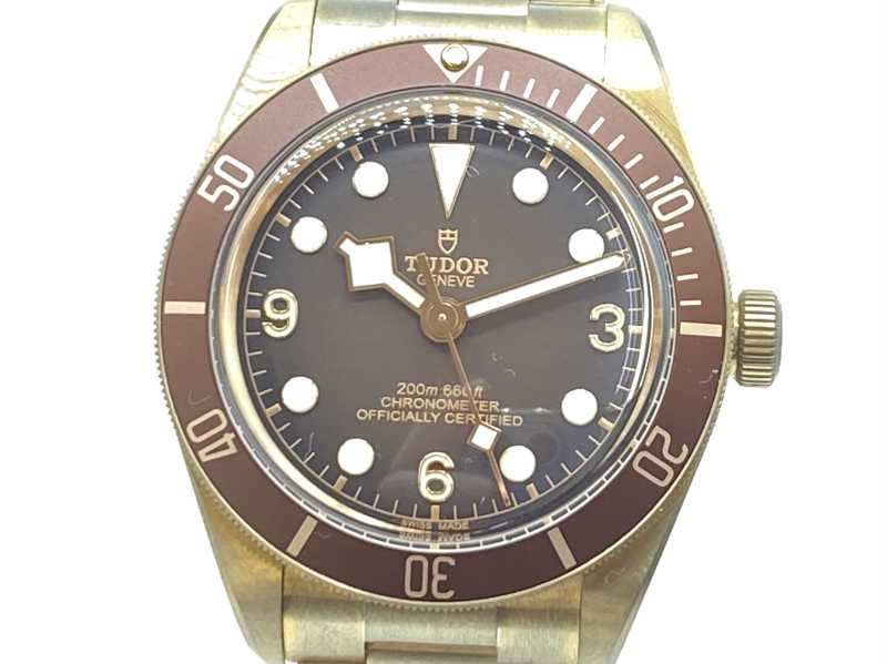 チューダー買取 ブラックベイ フィフティエイト Ref.79012M