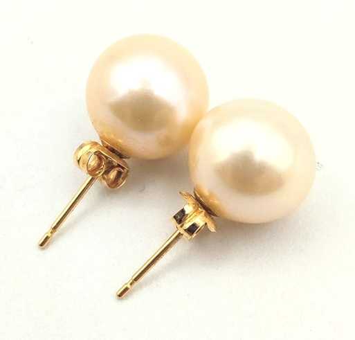 4℃買取　パールピアス　K18