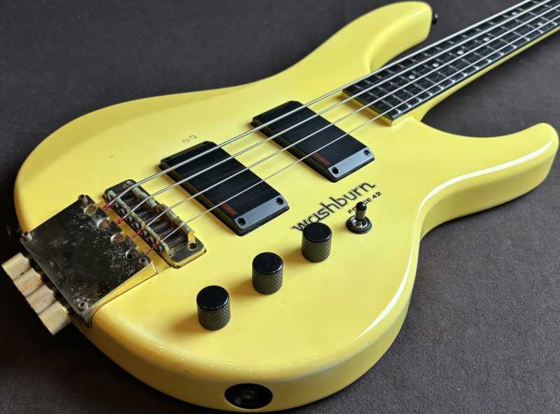 Washburn Force 42 Headless Bass 買取
