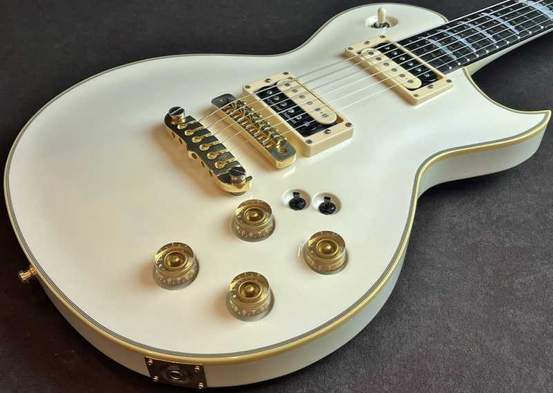 Aria Pro II PE-R80 Pearl White