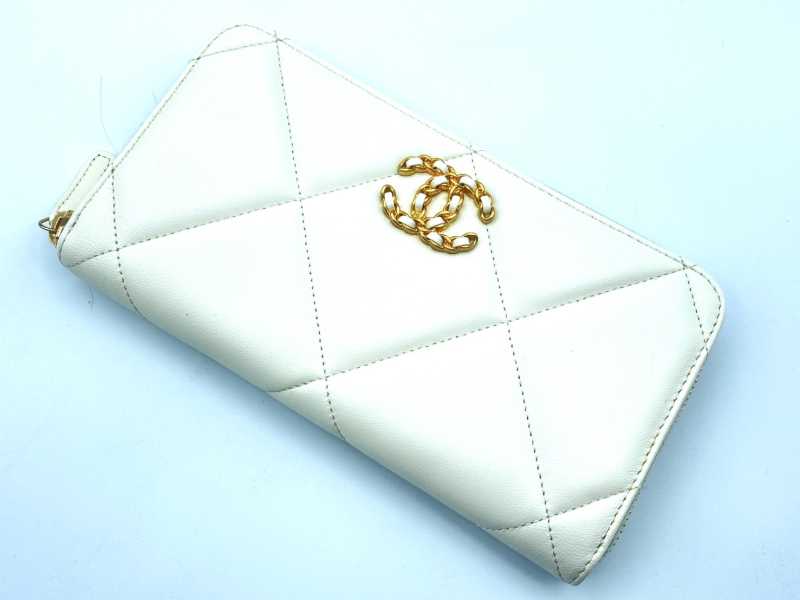シャネル買取 19 ディズヌフ ラウンドファスナー 長財布 AP1063