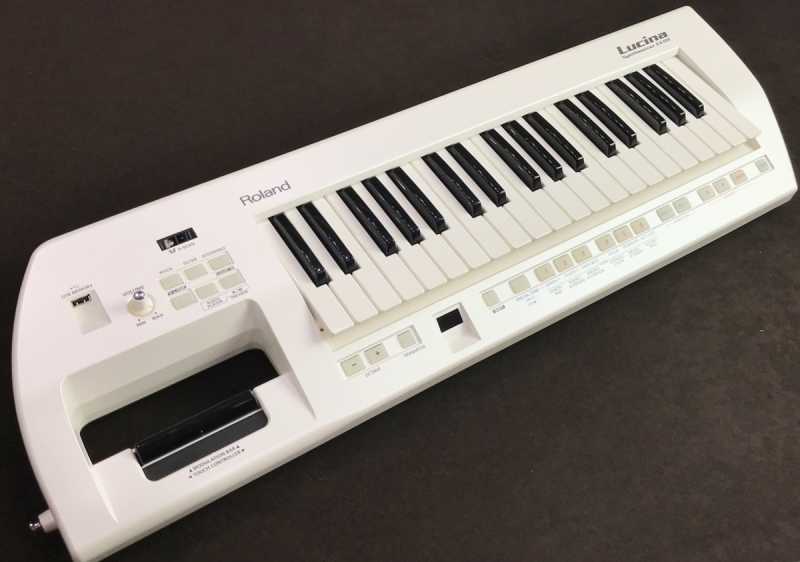 ROLAND Lucina AX-09 買取