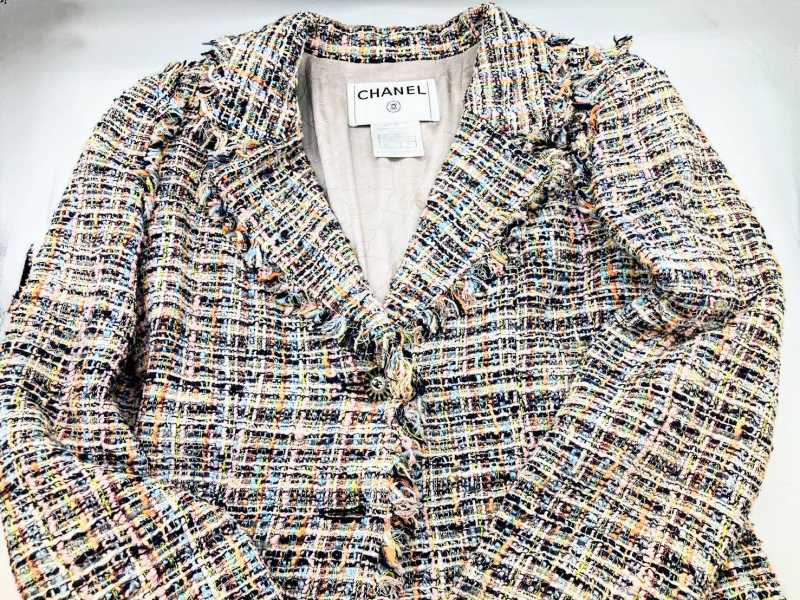 シャネル買取 ツイード セットアップ