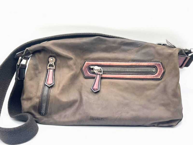 ベルルッティ買取 ショルダーバッグ クリオーゾ ソフトカーフ ダークブラウン