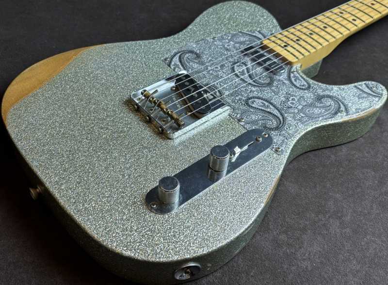 Fender Brad Paisley Road Worn Telecaster 買取