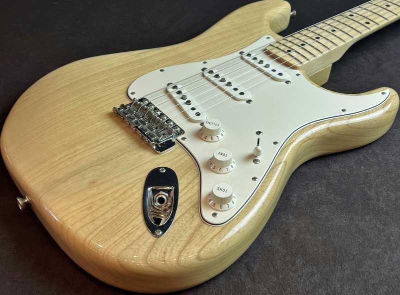 Fender USA American Vintage 70's Stratocaster 買取