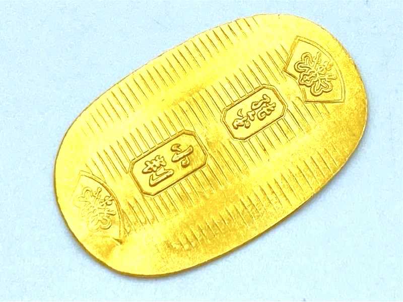 金買取 K24 純金 徳力 小判型メダル 10g