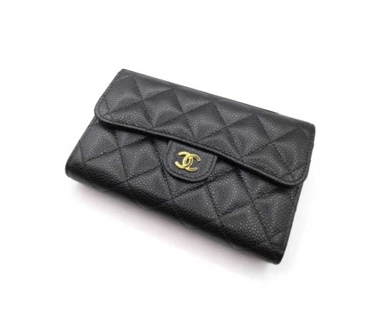 シャネル買取 マトラッセ 2つ折り財布 キャビアスキン