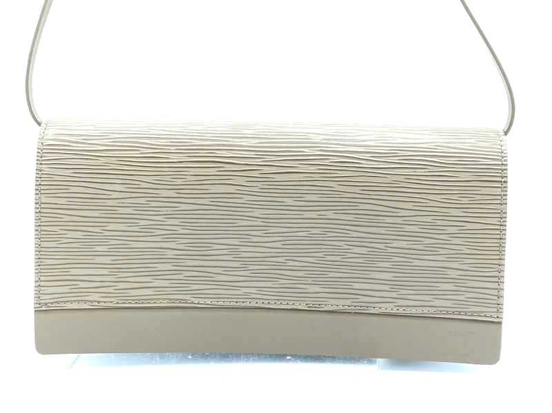 ルイヴィトン買取 オンフルール エピ M5273B