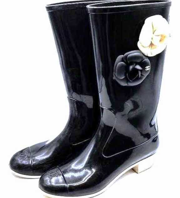 シャネル買取 レインブーツ カメリア