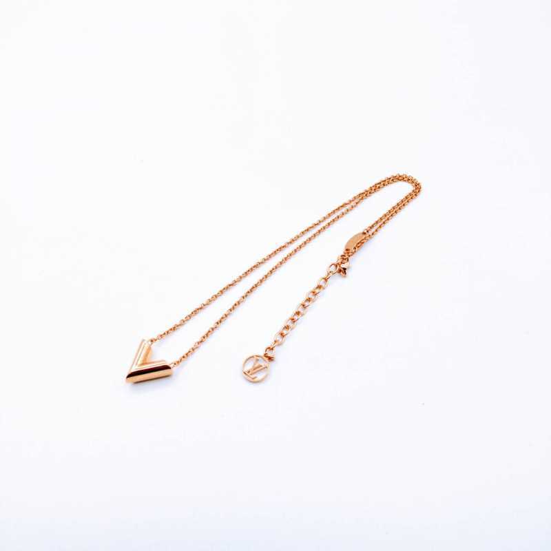 ルイヴィトン買取 エセンシャルV M61083