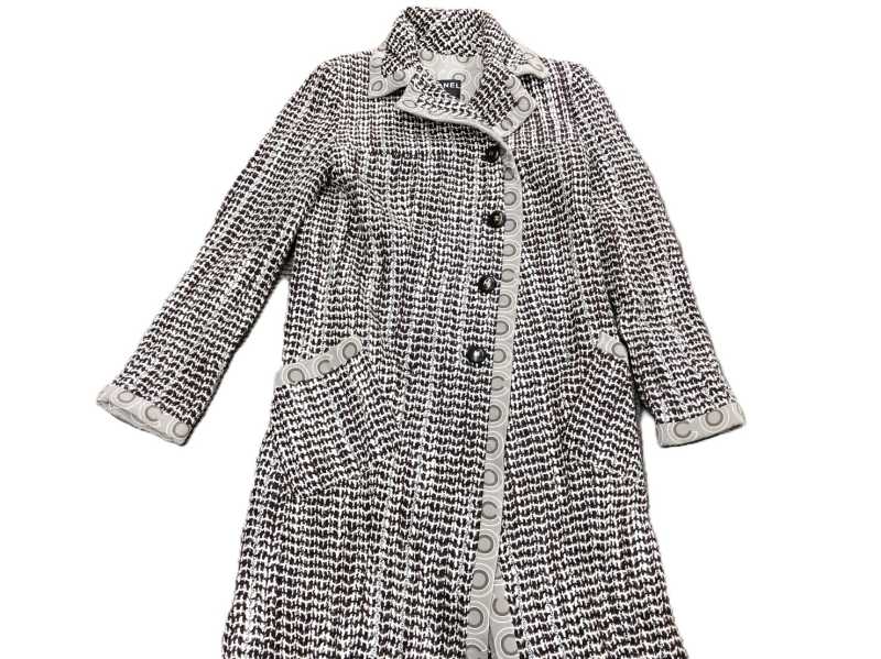 シャネル買取 ツイードコート