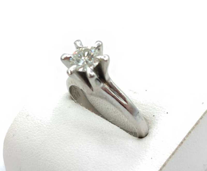 ダイヤ　買取　立て爪リング 0.5ct