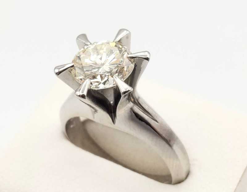 PT900リング　買取　ダイヤモンド