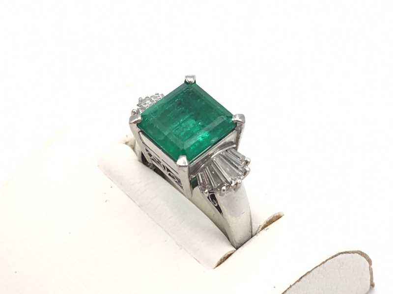 宝石買取 エメラルドリング