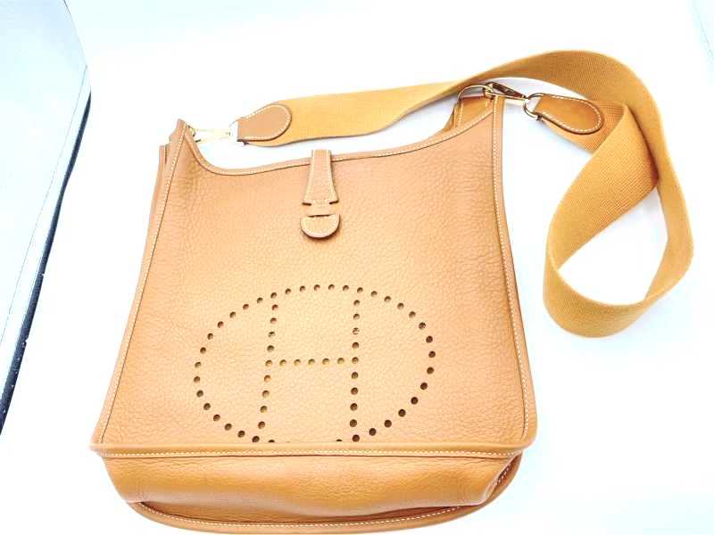 エルメス買取 エブリン1 PM トリヨン ゴールド □J刻