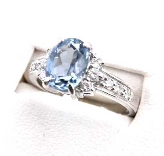 宝石買取　アクアマリンダイヤモンドリング　プラチナ