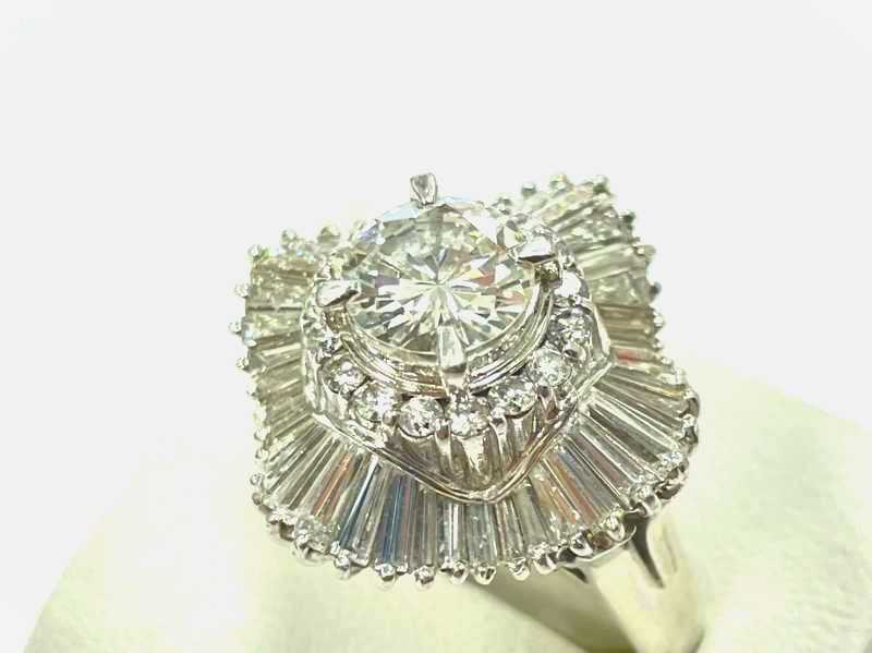 ダイヤモンド買取 プラチナリング 1.3ct メレ