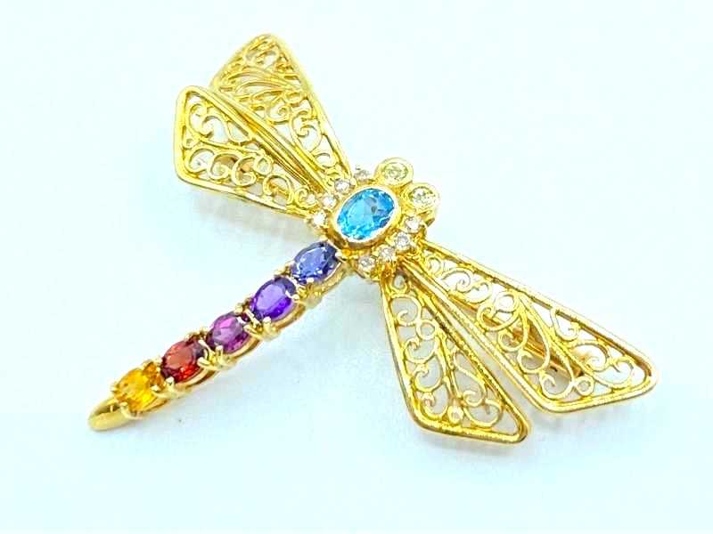 宝石買取 K18 マルチカラーストーン 1.20ct ダイヤモンド 0.11ct トンボモチーフ ブローチ