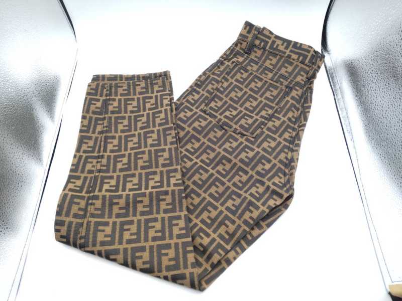 フェンディ　買取　ズッカ柄パンツ