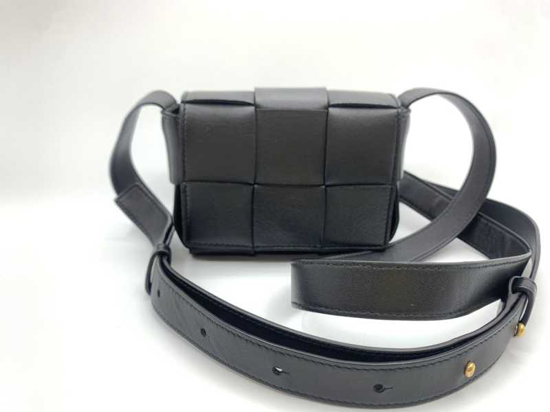 ボッテガヴェネタ買取 キャンディカセット