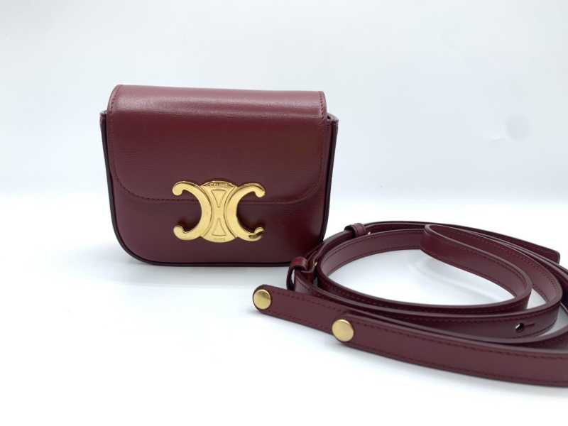 セリーヌ買取 ミニトリオンフショルダーバッグ