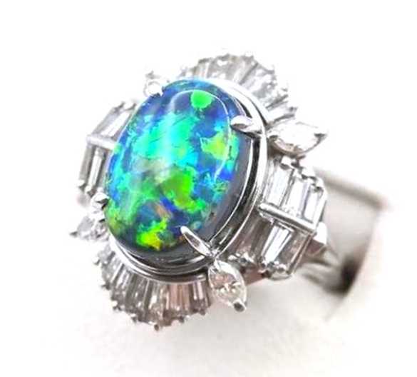 宝石買取　オパールダイヤモンドリング　プラチナ