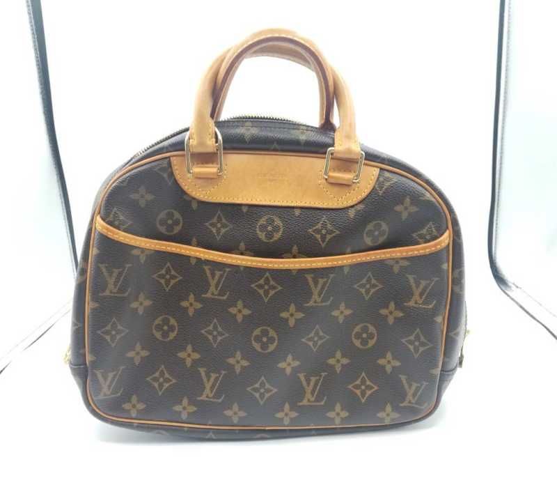 ルイヴィトン　買取　トゥルーヴィル　モノグラム　M42228
