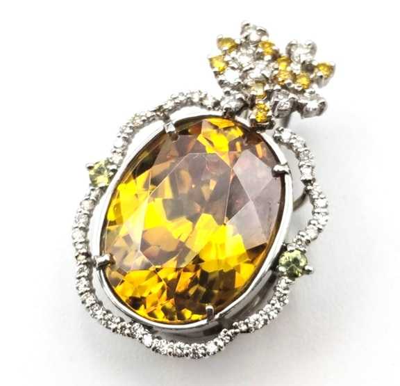 宝石買取　スフェーンダイヤモンドペンダントトップ　プラチナ