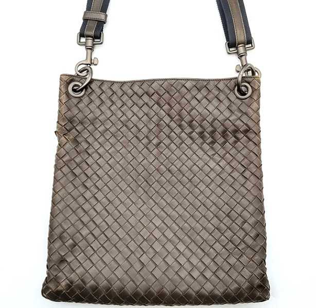 ボッテガヴェネタ買取　ショルダーバッグ　イントレチャート