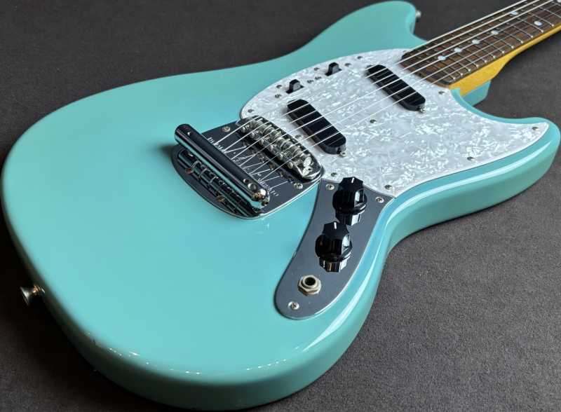 Fender Japan MG66 CBL 買取