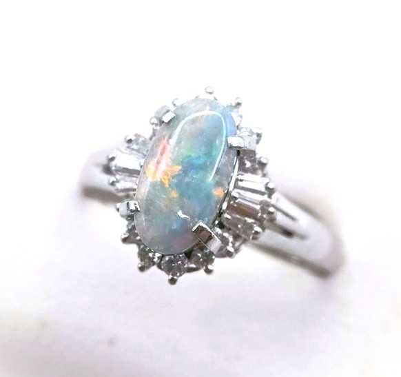 宝石買取　オパールダイヤモンドリング　プラチナ